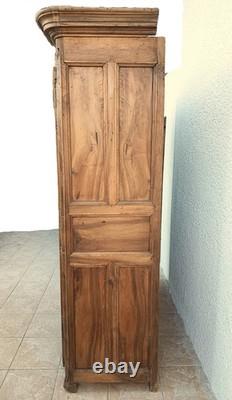 Armoire époque Louis XV Armoirie Couronne de France