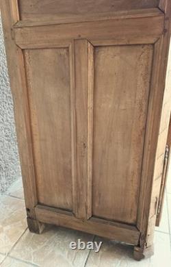 Armoire époque Louis XV Armoirie Couronne de France