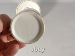 Au chinois, tasse en porcelaine de Paris époque début XIX ème siècle Au chinois, tasse en porcelaine de Paris époque début XIX ème siècle