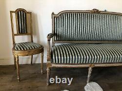 Banquette 3 places de style Louis XVI + 3 chaises assorties d'époque XIX ème