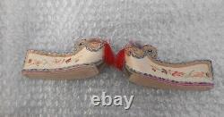 Belle paire chaussures miniature chinoise d'époque fin XIXème
