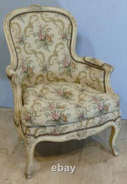 Bergère De Style Louis XV En Bois Peint, époque XIX ème Siècle