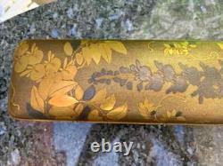 Boîte rectangulaire en laque maki-e à décor de glycines Japon, époque Meiji