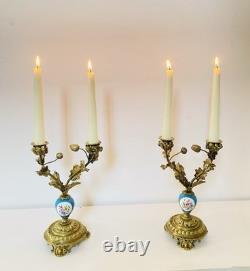 Bougeoirs / chandeliers époque XIXe en bronze doré massif, fûts en porcelaines