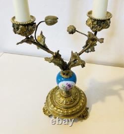 Bougeoirs / chandeliers époque XIXe en bronze doré massif, fûts en porcelaines