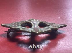 Broche XIXème Royaliste En Cuivre Patine D'epoque Broche XIXème Royaliste En Cuivre Patine D'epoque