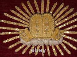 Broderie religieuse Les 10 commandements monté en cadre, époque XIX ème