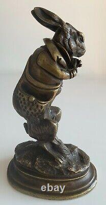 Bronze animalier représentant un lièvre d époque de la fin du XIX ème siècle