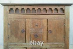 Buffet meuble de métier époque Louis XIV en chêne