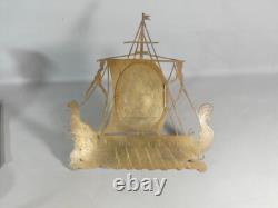 Cadre Photo En Forme De Bateau Drakkar En Laiton, époque Fin XIX ème