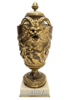 Cassolette en bronze doré époque XIXème modèle de Clodion (paire)