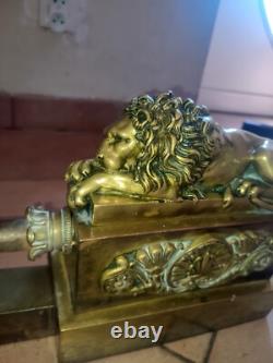 Chenets barre de cheminée aux Lions en bronze epoque Restauration Empire XIXème