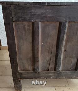 Commode Lyonnaise en noyer époque 18ème