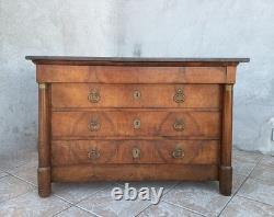 Commode époque Empire en ronce de noyer