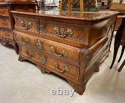 Commode tombeau époque Régence