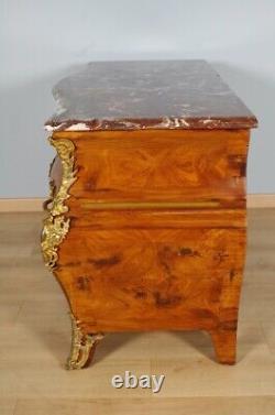 Commode tombeau époque Régence