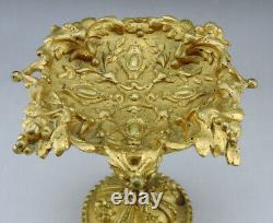 Coupe sur piédouche en bronze doré ciselé feuillages et fruits époque XIXème