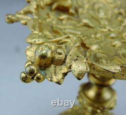 Coupe sur piédouche en bronze doré ciselé feuillages et fruits époque XIXème