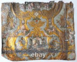 Cuir gaufré doré dit de Cordoue fleurs époque régence 18ème gilt leather 18th