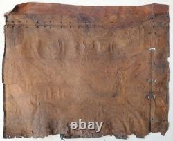 Cuir gaufré doré dit de Cordoue fleurs époque régence 18ème gilt leather 18th