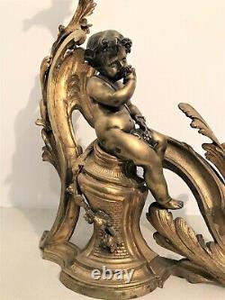 Devant de cheminée aux amours en bronze de style Louis XV époque XIXème siècle
