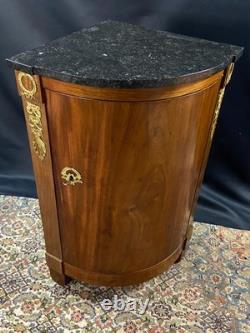 Encoignure buffet d'angle acajou ornements bronze doré époque Restauration 1815