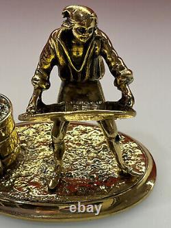 Encrier en bronze doré Pécheur avec tonneau d'époque XIXème