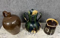 Ensemble de 3 pichets en poterie époque XIX eme siècle