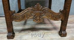 Fauteuil de bureau style Renaissance en noyer sculpté époque XIXeme