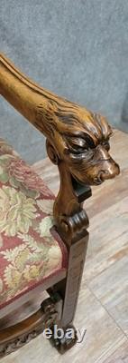 Fauteuil de bureau style Renaissance en noyer sculpté époque XIXeme