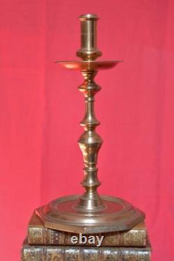 GRAND BOUGEOIR bronze XVIIe 17e siècle HAUTE EPOQUE chandelier 17th candlestick