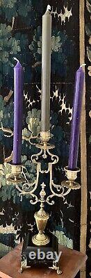 Grand cadélabre de table en bronze doré et marbre d'époque fin XIXème, 1880