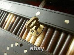 Grande Boite Coffret à clé ancien marqueterie os et pic porc épic époque XIXème