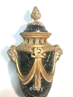 Grande cassolette en marbre vert et bronze doré époque XIXème siècle