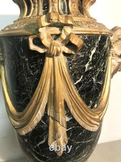 Grande cassolette en marbre vert et bronze doré époque XIXème siècle