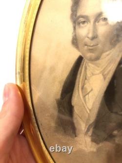 Grande miniature d'époque Restauration. Crayon et fusain sur papier, XIXe