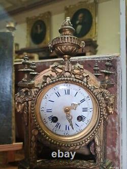 Horloge Ancienne En Bronze Style Louis XVI, Socle Bois Doré Époque Fin XIX Ème S