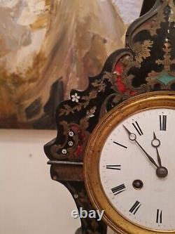 Horloge Ancienne En Marqueterie Époque Napoléon III, XIX Ème S