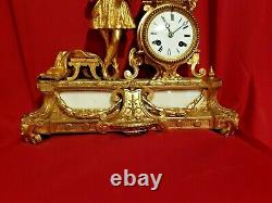 Horloge Ancienne en bronze doré, époque fin XIX ème s