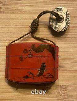 Inro en pin et laque rouge, noir et dorée. Epoque Meiji
