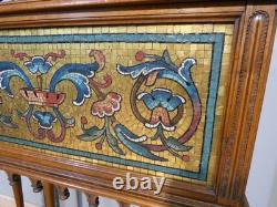 Jardinière haute sur pied en noyer et mosaïque, époque fin XIX ème