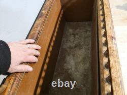 Jardinière haute sur pied en noyer et mosaïque, époque fin XIX ème