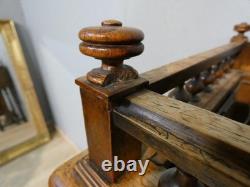 Jardinière haute sur pied en noyer et mosaïque, époque fin XIX ème