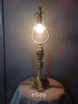 LAMPE ANCIENNE XIXe BRONZE SIGNEE CH. BLANC PARIS TRIPODE DAUPHINS DORURE EPOQUE