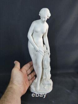 La Baigneuse d'Après Falconet, Sculpture En Biscuit De Porcelaine, époque XIX èm