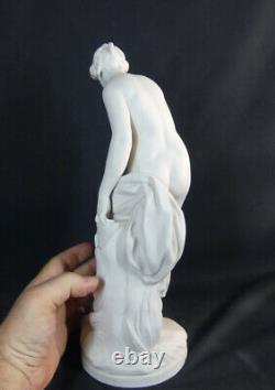 La Baigneuse d'Après Falconet, Sculpture En Biscuit De Porcelaine, époque XIX èm