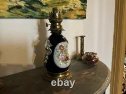 Lampe A Petrole Porcelaine De Bayeux/valentine Decor Fleurs Époque Napoléon III