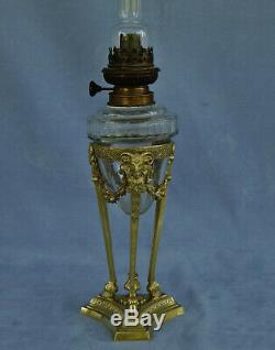 Lampe à Pétrole Athénienne Bronze et Cristal Têtes Béliers Epoque Empire XIXème