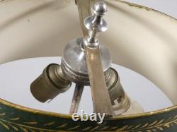 Lampe bouillotte Régence en bronze argenté, époque XVIII ème siècle