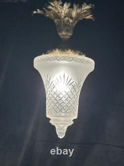 Luminaire ancien fin XIXè Plafonnier en bronze et cristal Epoque Napoléon 3 Luminaire ancien fin XIXè Plafonnier en bronze et cristal Epoque Napoléon 3